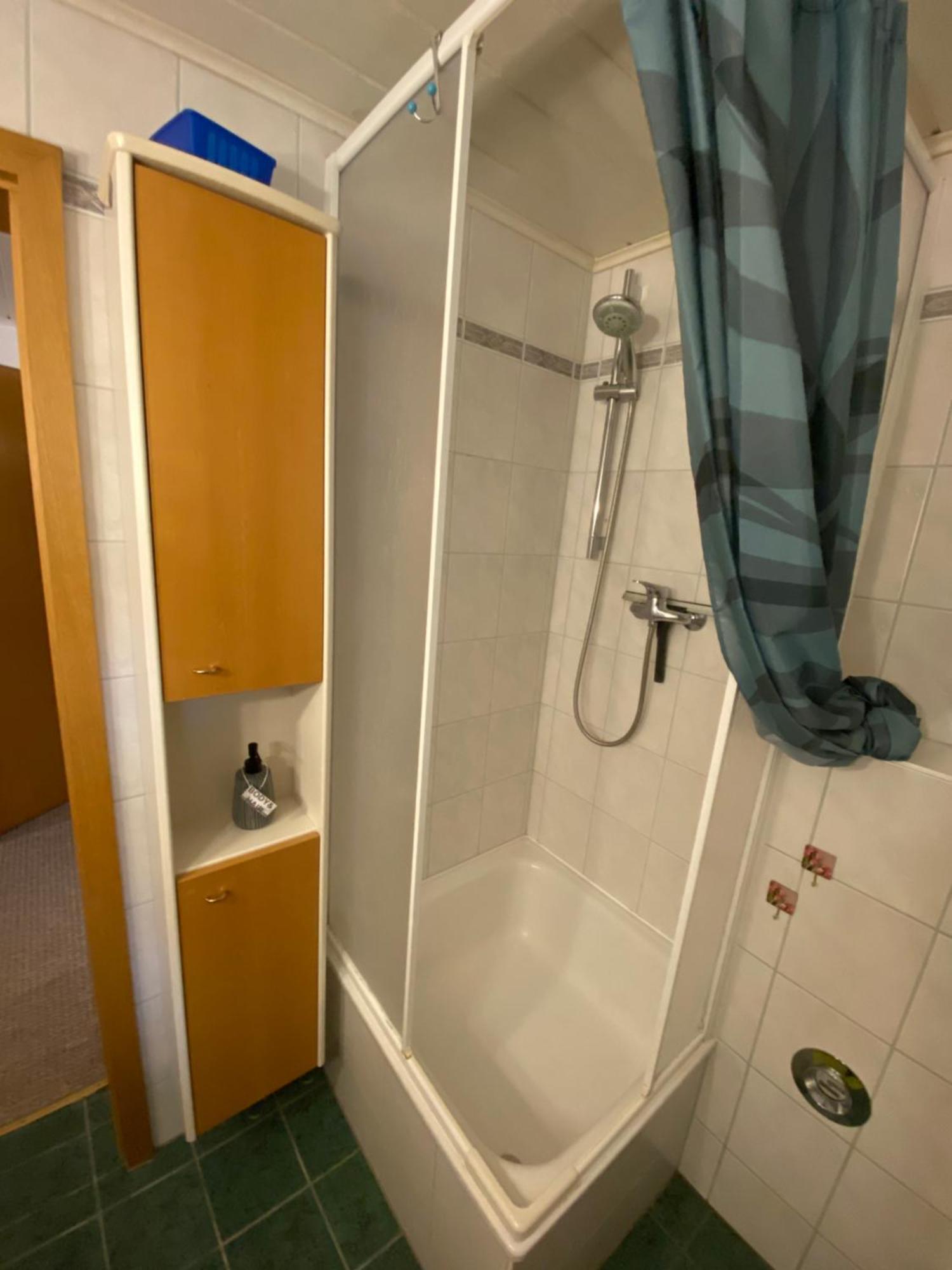 Grosse Helle Wohnung Am Wald In Bad Saarow Nahe Gruenheide Und Berlin Souterrain Esterno foto