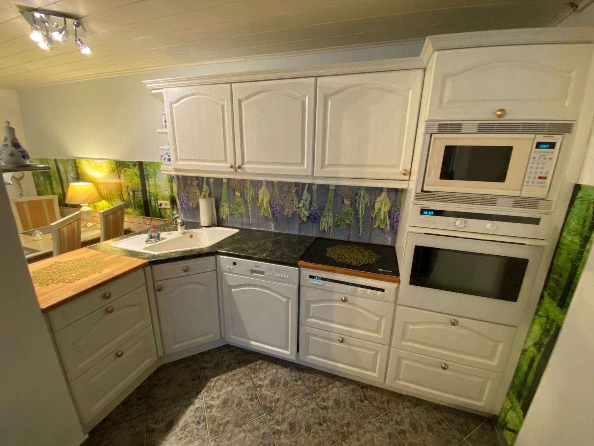 Grosse Helle Wohnung Am Wald In Bad Saarow Nahe Gruenheide Und Berlin Souterrain Esterno foto